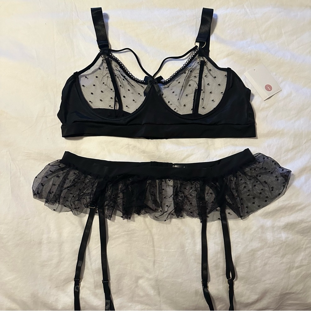 iCollection Black Lace Bra & Garter, Plus 2X